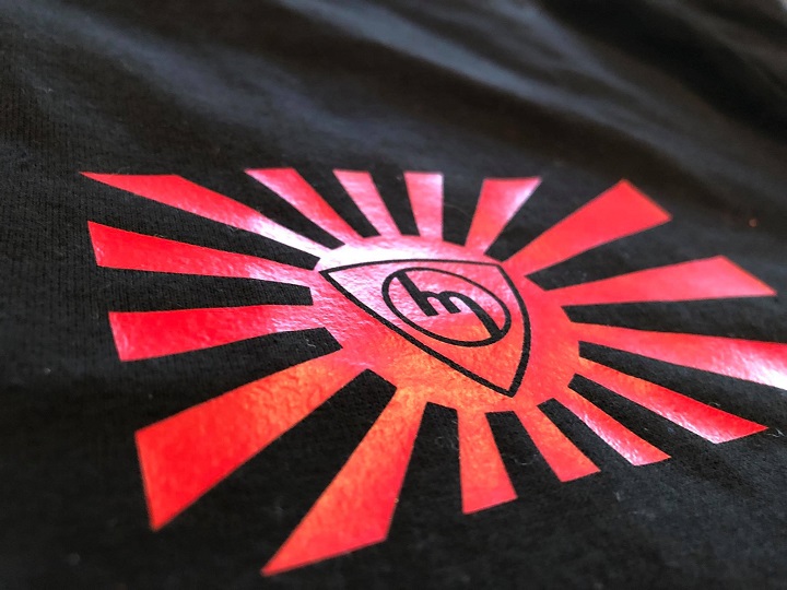 Red Rising Sun Flag – Black Tee – Kustom Cuts